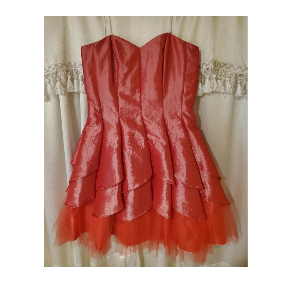 Steppin' Out - 3/4 - Red Petal Dress